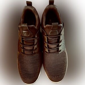 Skecher’s Classic Fit Air-Cooled Memory Foam. Men’s Size 12 Shoe. Dark Brown